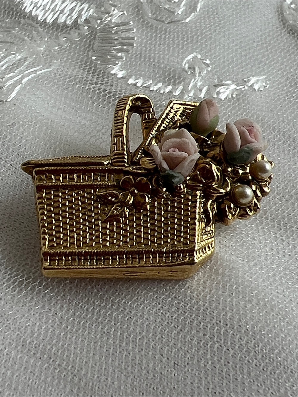 1928 Gold-Tone Basket Brooch with Pink Rose Accents